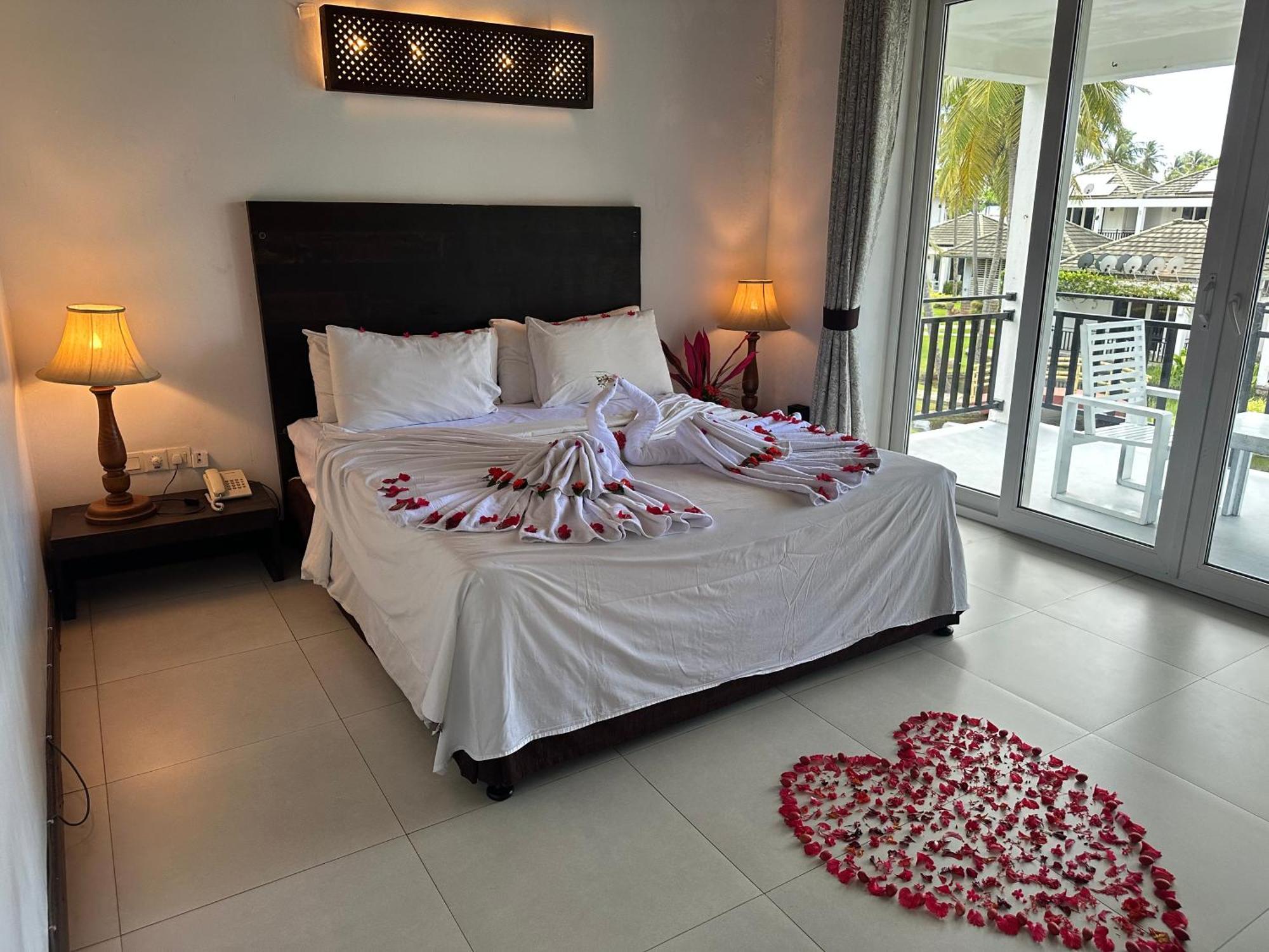 Amaluna Resorts Negombo Exterior foto